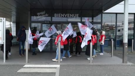 Charge de travail trop élevée, "stress permanent": pourquoi les salariés de Lidl sont appelés à la grève ce jeudi