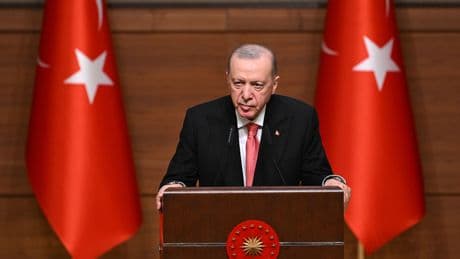 Erdoğan: Türkiye'de hiç kimse hukukun üstünde değildir