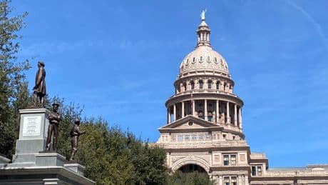 Trump pushes Texas Republicans to redraw congressional maps to help defend GOP's House majority