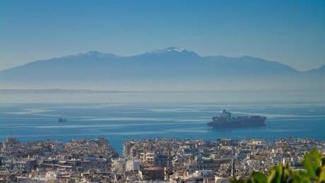 UK Foreign Office issues Greece travel alert