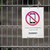 "Handys verhindern Bewegung": Bremen verbietet Handys an Schulen