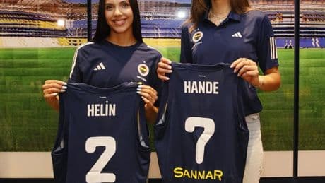 Hande ve Helin resmen Fenerbahçe'de!