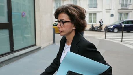 Législative partielle à Paris: LR espère un accord avec Rachida Dati "d'ici la rentrée" pour éviter un duel avec Michel Barnier