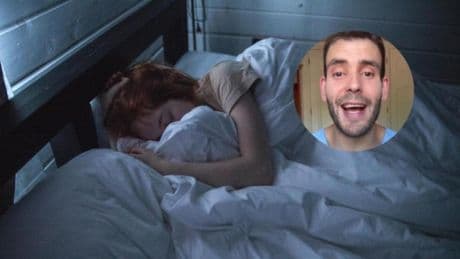 El enfermero Jorge Ángel desvela por qué babeamos al dormir: ''El cuerpo deja de deglutir y no traga saliva''