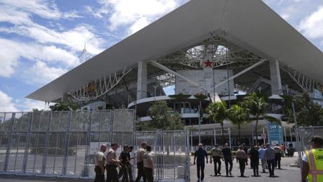 Miedo en Miami, con un millón de ilegales en Florida, por la presencia de la policía fronteriza de Trump en los partidos del Mundial: "Yo estaría preocupado"