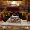 Lichaam van heilige vrouw meer dan 400 jaar na haar dood opgebaard in Spaanse basiliek