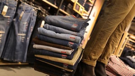"La montée de l'anti-américanisme": la marque Levi's a peur que les Européens se vengent de Trump en achetant moins de jeans