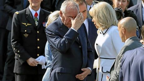 François Bayrou annonce la suppression de deux jours fériés