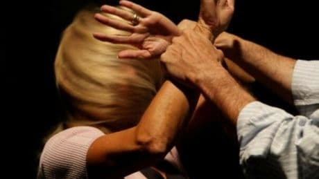 Turista stuprata in Salento: «Abusata da tre uomini». La denuncia di una ragazza di Rimini