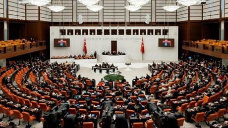 TRT’ye ilişkin düzenlemeleri de içeriyor: Torba kanun teklifi Meclis’te kabul edildi