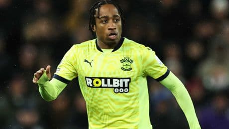 Beşiktaş: Kyle Walker-Peters transferinden vazgeçtik