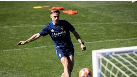 Dani Gómez: "Vamos a tener que remar hasta el final. El Eldense no se va a rendir"