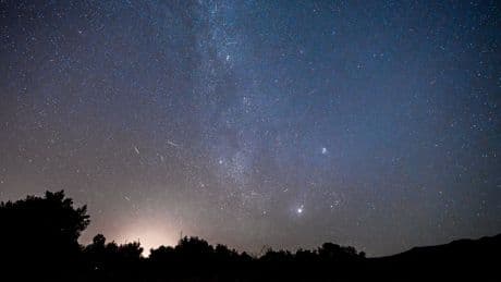 Llega la cita con las perseidas: ¿cuándo y dónde ver las lágrimas de San Lorenzo este agosto?