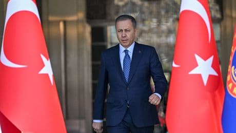Bakan Yerlikaya, Türkiye'den Suriye'ye dönenlerin sayısını açıkladı