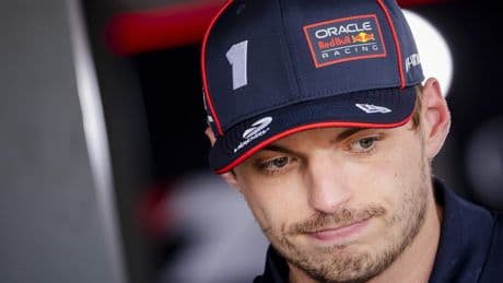 Max Verstappen waant zich hele seizoen al in casino met schrikbarend kleine winstkansen: ’Focus Red Bull ligt voor 90 procent op volgend jaar’