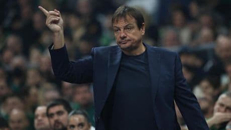 Ataman se rinde a la superioridad del Fenerbahçe