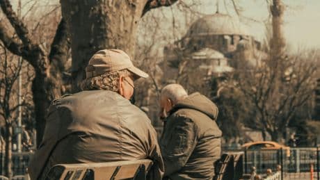 Üç emekli ikramiyesi  bir kurban hissesi etmiyor