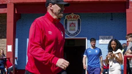 Víctor Valdés se estrena con triunfo y clasificación del Real Ávila para la fase de ascenso