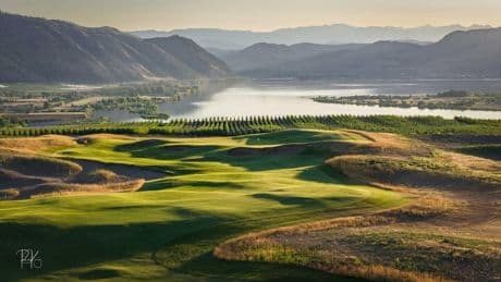 As Scarecrow Rises, Debate Begins At America’s Newest Golf Destination