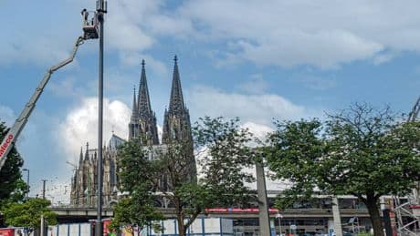 Mobilfunkmarkt: O2 Telefónica macht Straßenlaternen zu Funkmasten