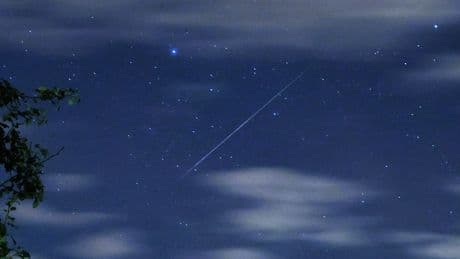 Heute Nacht - Alle vier Minuten fliegt eine Sternschnuppe vorbei