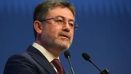 Bakan Yumaklı: 8 ildeki yangınlar kontrol altına alındı