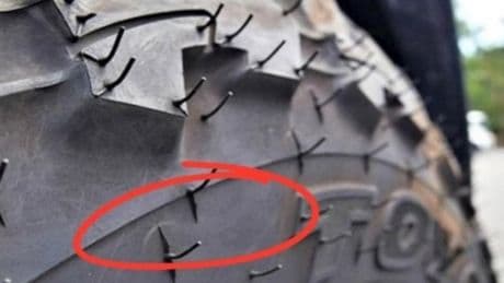 ¿Qué función tienen los 'pelos' de los neumáticos del coche?