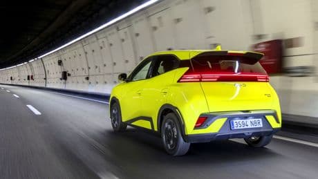 Récord de coches eléctricos e híbridos enchufables en mayo