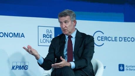 Feijóo rechaza la consulta pública sobre la opa del BBVA-Sabadell: «No me parece serio»