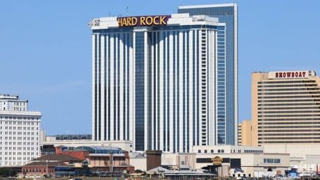 Atlantic City casino visitor bets $7 on Wheel of Fortune machine - then hits the jackpot