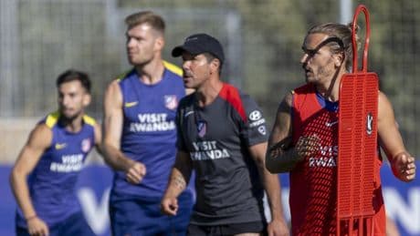 El Atlético comienza a preparar el partido ante el Porto, con un aluvión de ausencias