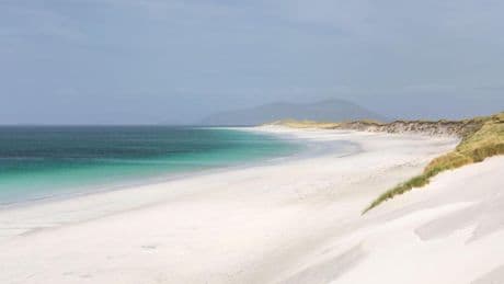 White sand beach in the UK so beautiful that it gets mistaken for Thailand