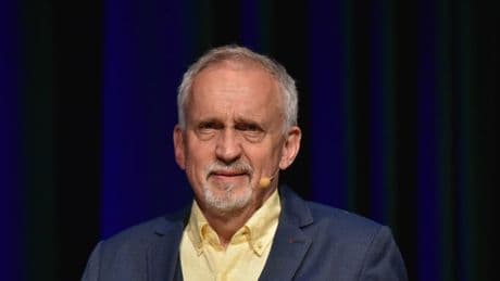 Jussi Adler-Olsen wird 75 Jahre alt: Der schwerkranke Autor schreibt weiter