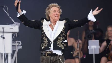 Sir Rod Stewart issues touching tribute as he breaks silence on Glastonbury