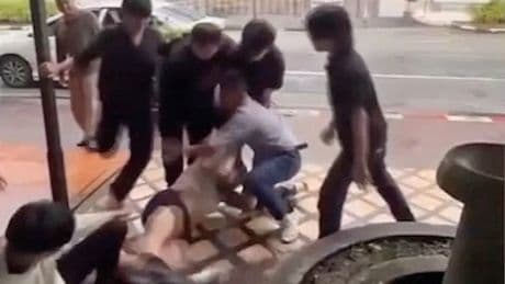 Nine bar staff arrested for beating on British tourist over £460 bill