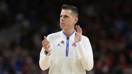Florida hoops coach Todd Golden gets $40 million contract after winning national title