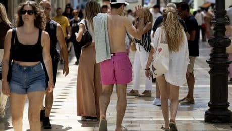 Ola de calor extrema: AEMET activa alertas rojas en el norte y naranjas en gran parte del país