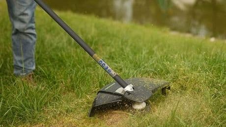 Cordless strimmer that 'cuts through plants like butter' lands on sale with a £50 saving