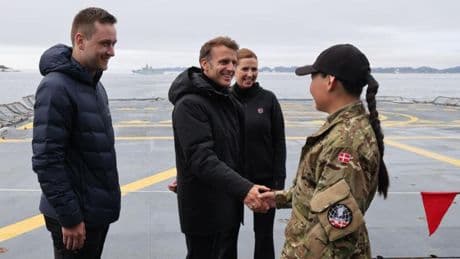 Macron visita Groenlandia por solidaridad ante el acoso de Trump