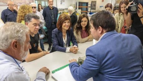 La ONCE convierte en 'invidentes' a los escritores Rafel Nadal, Martí Gironell, Tània Juste y Coia Valls