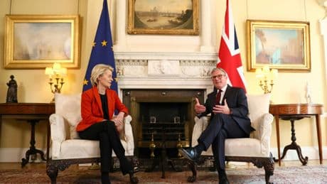 Premier sommet entre le Royaume-Uni et l'UE depuis le Brexit, centré sur la défense