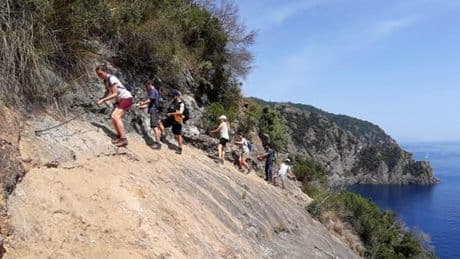 Antichi sentieri chiusi e da restaurare. La corsa dei Comuni ai fondi regionali