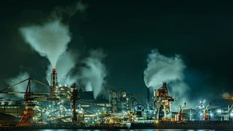Un escenario de ramificaciones explosivas acaba de abrirse en la industria energética mundial: el "peak oil" de China