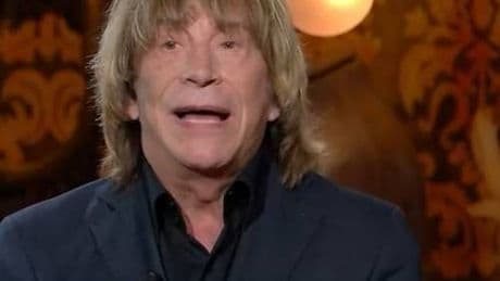 Il dramma di Enzo Paolo Turchi: "A 8 anni lavoravo per mangiare, ho incontrato un mostro che voleva approfittarsene"