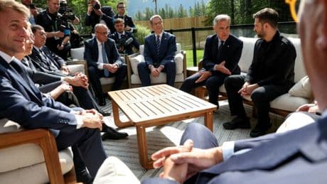 Vertreter von G7-Staaten stellen sich nach Trumps Abreise hinter Ukraine