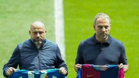 Buen rollo y complicidad en el encuentro entre los entrenadores