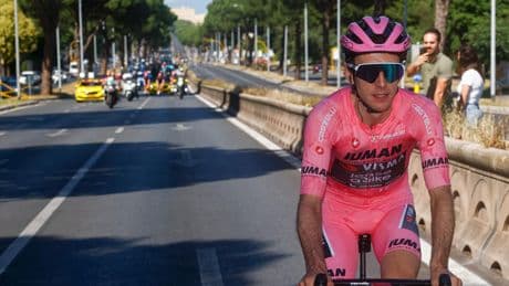 Cyclisme : Simon Yates a remporté son premier Tour d’Italie