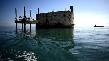En Charente-Maritime, des dîners gastronomiques à bord d'un train pour restaurer le fort Boyard