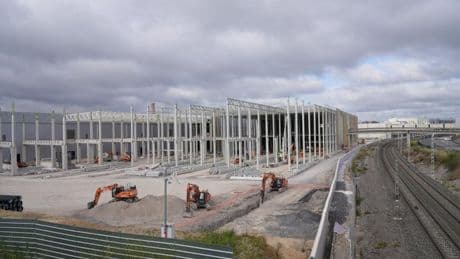 Mercedes Vitoria se hace con la antigua nave de Fagor y gana otros 107.000 metros cuadrados