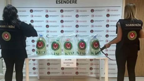 Hakkari'de zehir tacirlerine geçit verilmedi